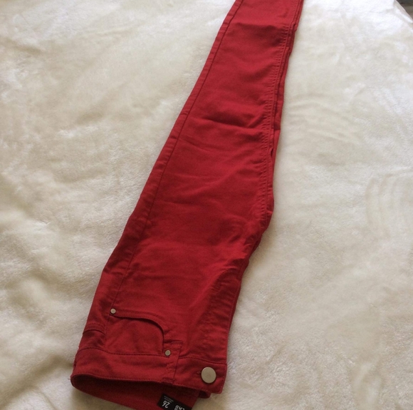 Design Lab Lord & Taylor Red Stretch Jeans straight Cut 26 - Picture 5 of 13